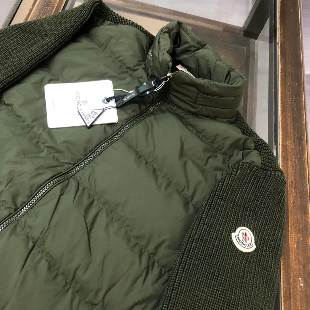 🆕New Arrival —————— ❤️Original Quality Moncle* 。Classic ！ 。 Versatile 。Classic 。 90 ！ Breathable Lightweight！ 。 。 🔥🔥 ：Black Green Sizes：S M L XL